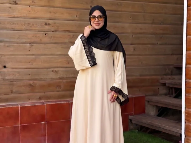 Hijab Ines